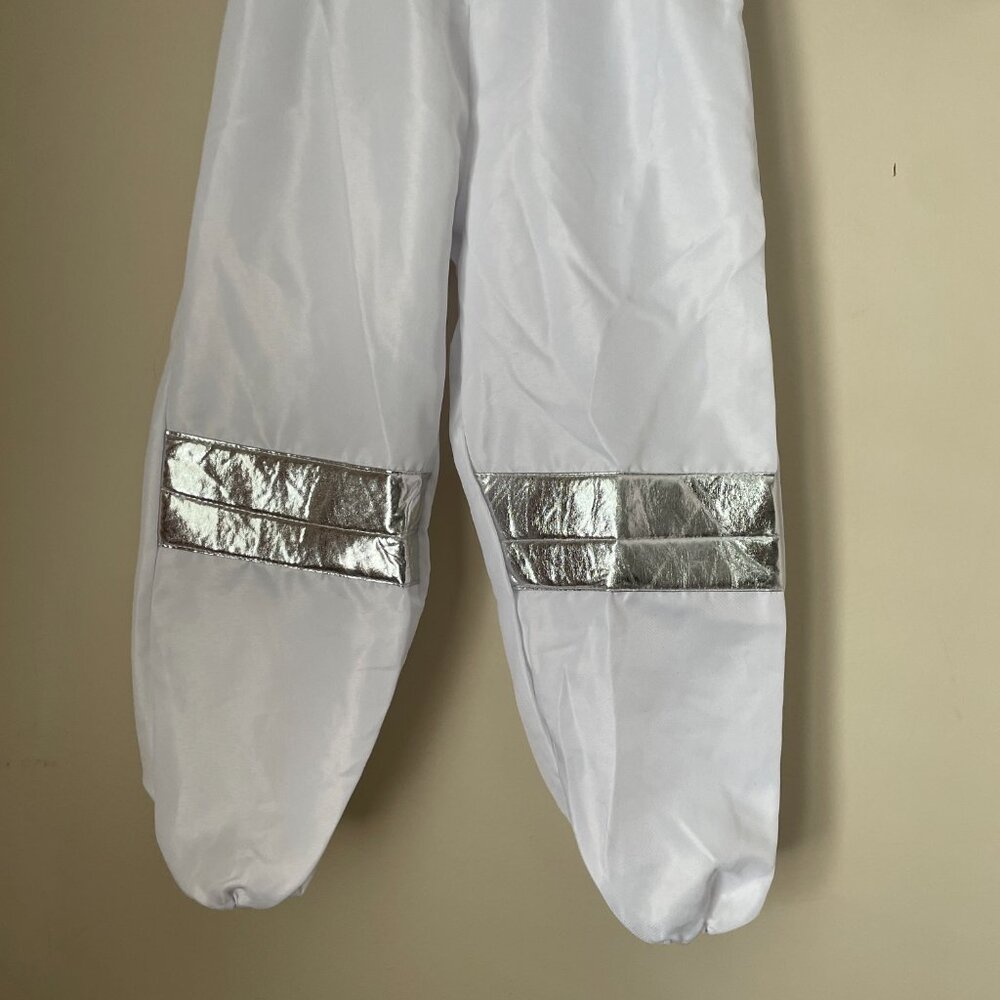 Astronaut Costume - Picture 9 of 14